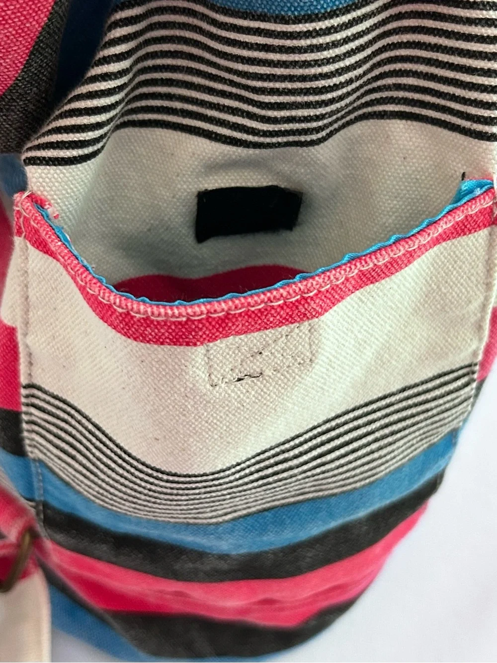 Kavu Free Range Sail Stripe Cotton Canvas Bucket-Style Backpack UNISEX